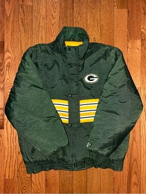 Green Bay Packers Logo Athletic NFL Vintage Puffer Jacket Size XL